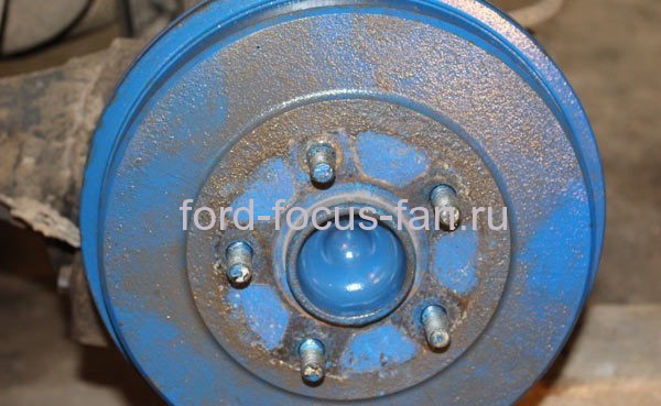 Как заменить задние колодки форд фокус 2.